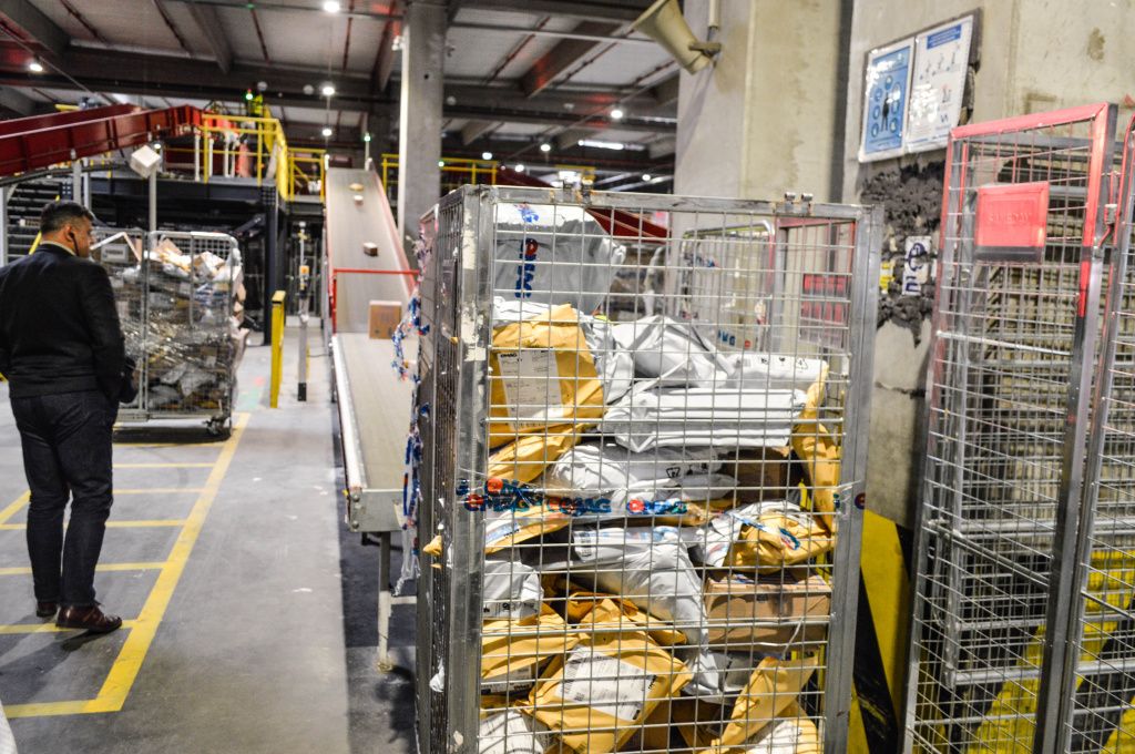 GALERIE FOTO | Cum arată cel mai mare centru logistic al Sameday - Imagine 39