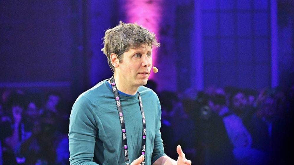 Schimbare importantă legată de ChatGPT: Șeful OpenAI anunță noua strategie