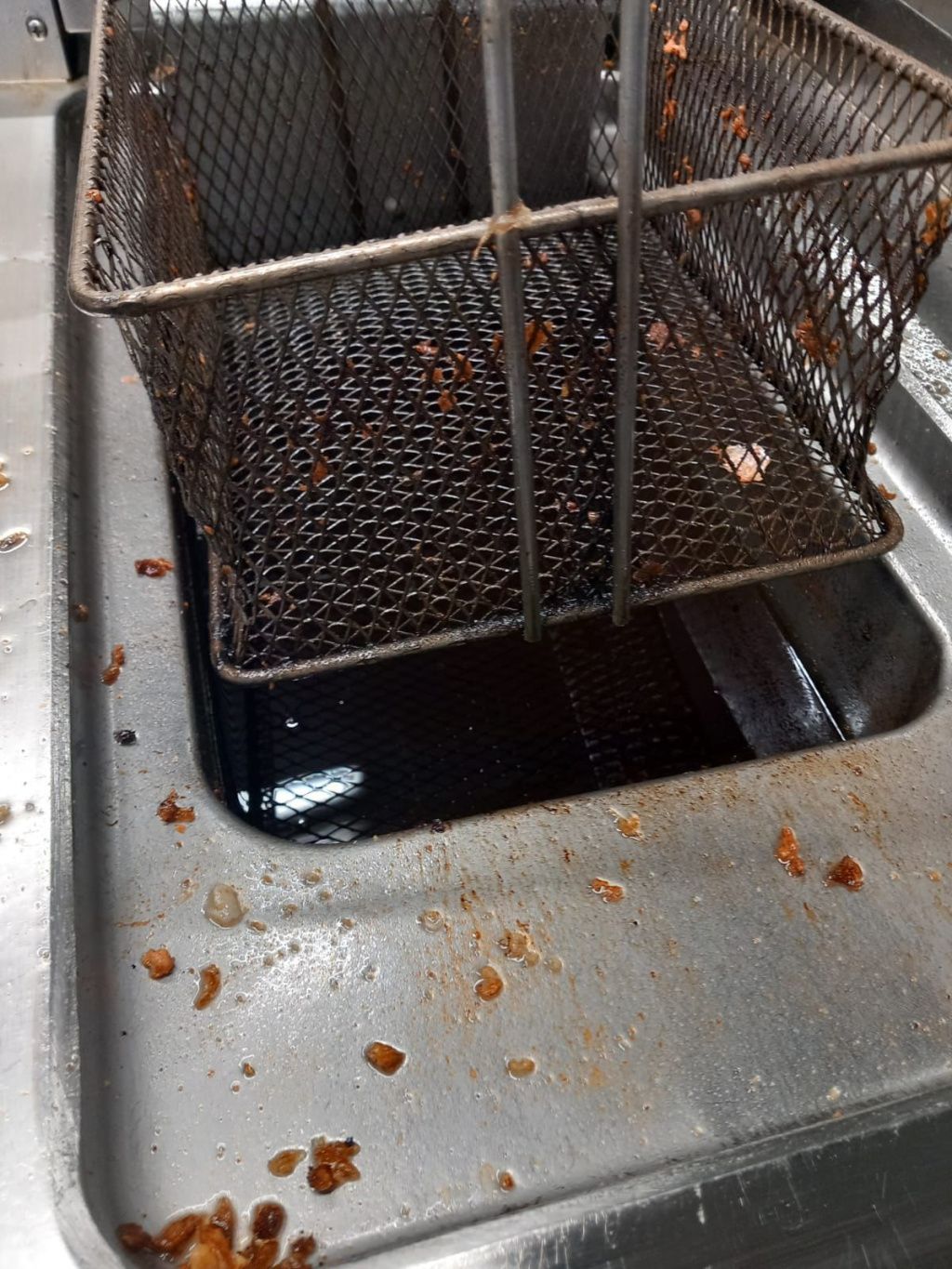 FOTO: Controale ANPC în campusurile universitare. Unele au fost deja închise. Piedone: "žCei care - Imagine 3