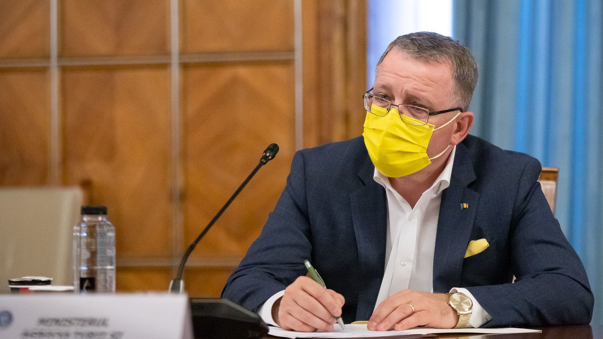 Ce soluție propune ministrul Oros pentru fermierii afectați de vremea nefavorabilă