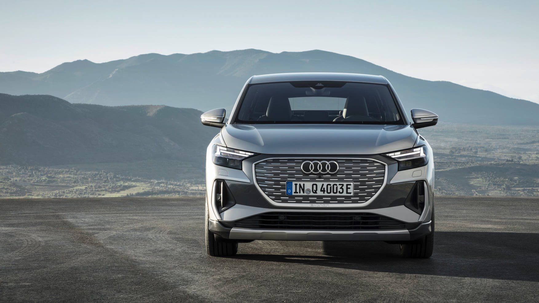 Audi a prezentat modelele electrice Q4 e-tron și Q4 Sportback e-tron