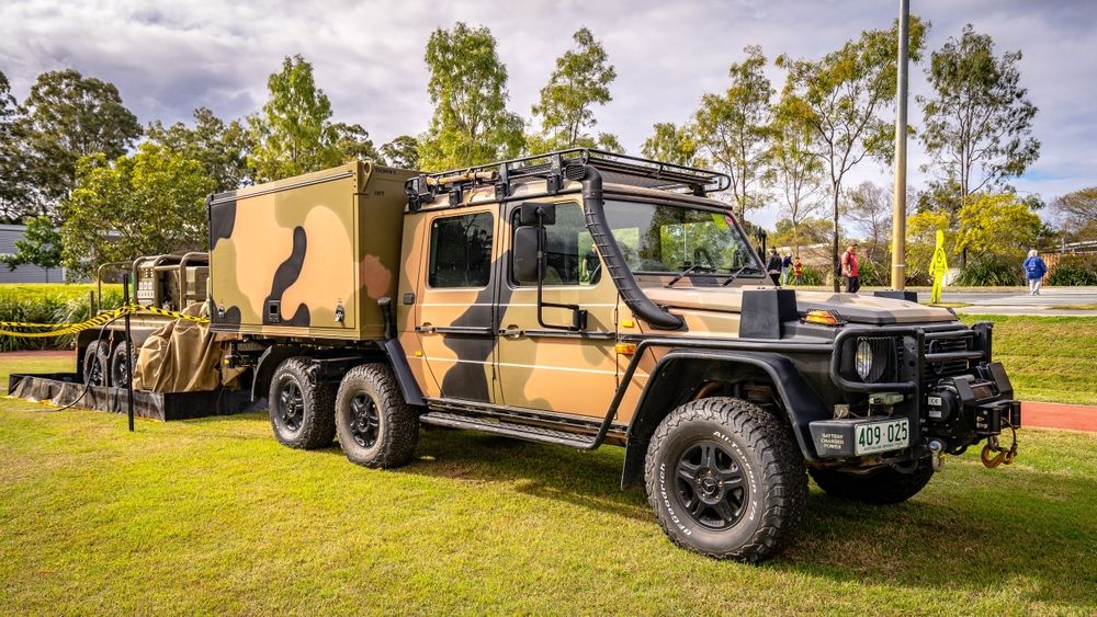 Mercedes-Benz, ofensivă în zona de apărare. Armatele lumii pot cumpăra Clasa G militară