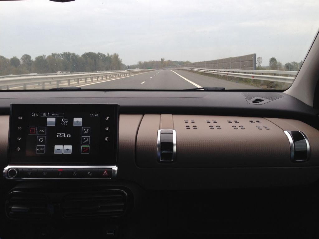 Citroen C4 Cactus - Imagine 11