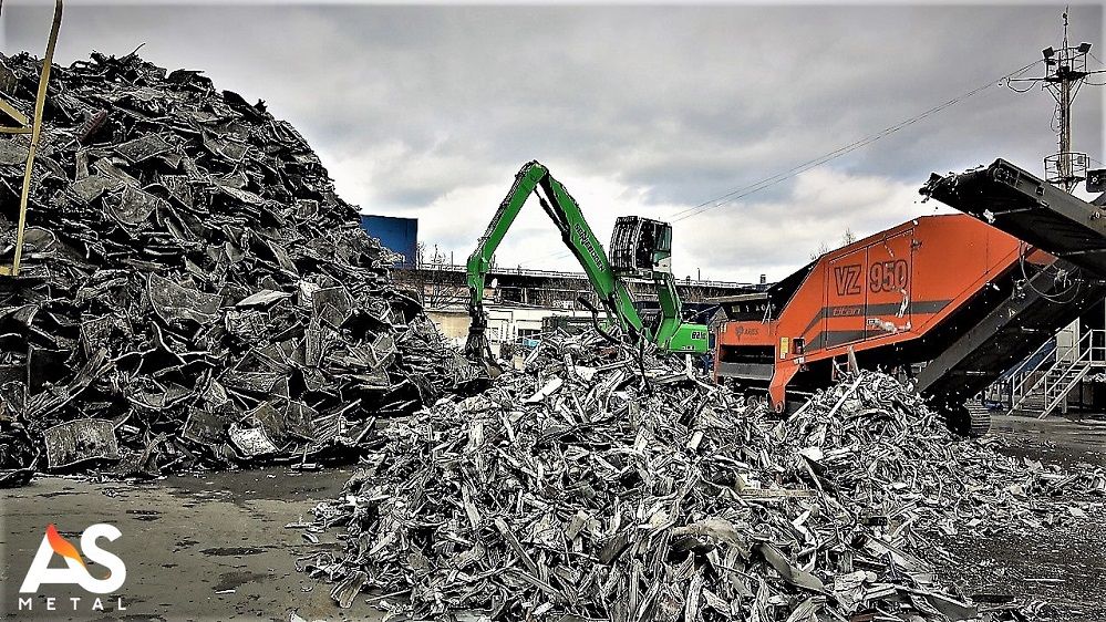 Sanpaolo Bank, credit de patru milioane de lei pentru o companie de reciclare