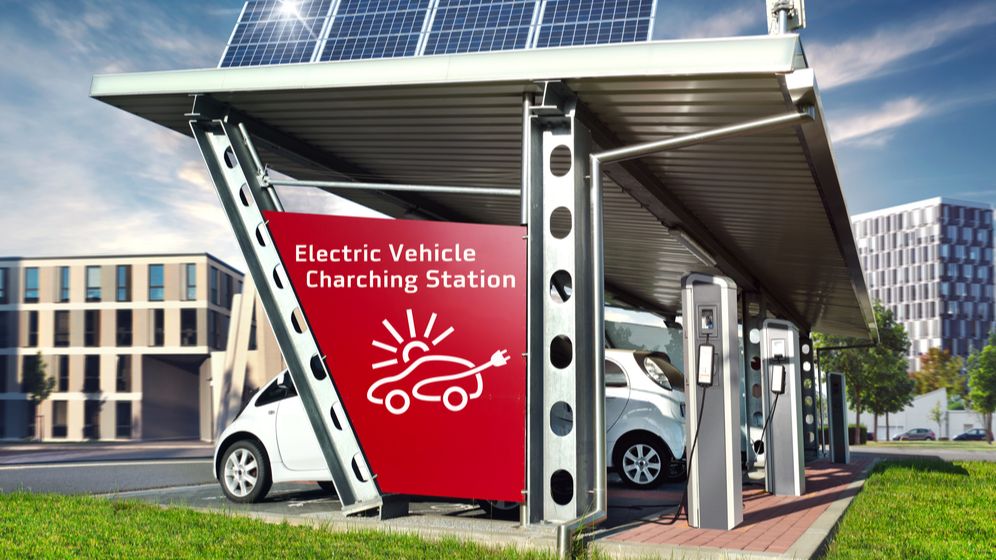 Peste 75% dintre europeni declară că ar plăti mai mult pentru mașini mai puțin poluante