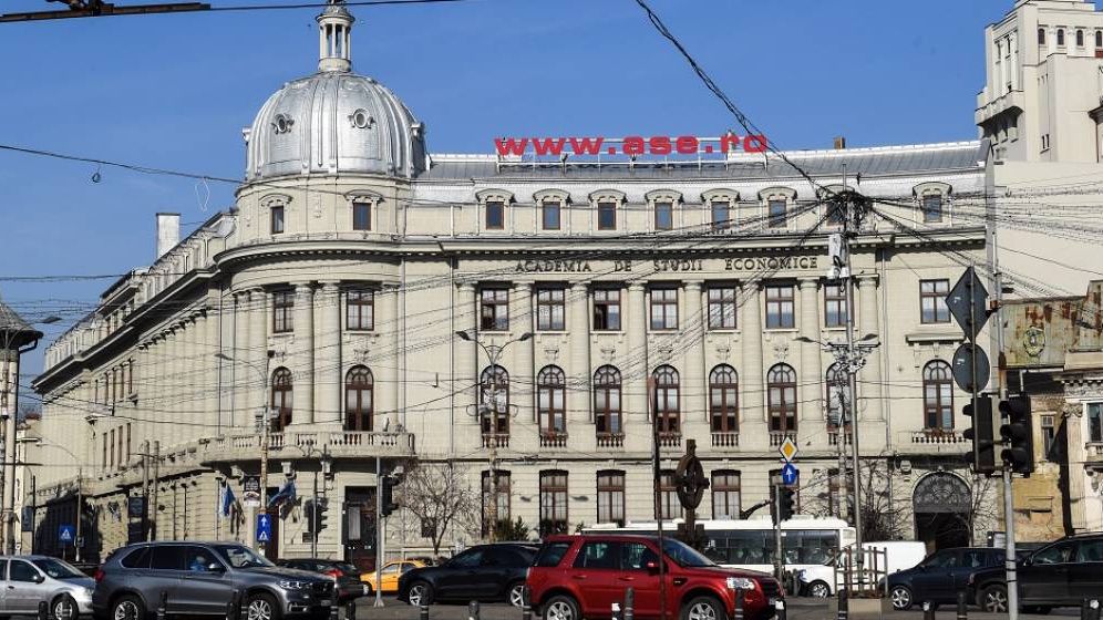 ASE pune la bătaie peste 10.000 de locuri la programele de licență. masterat și doctorat