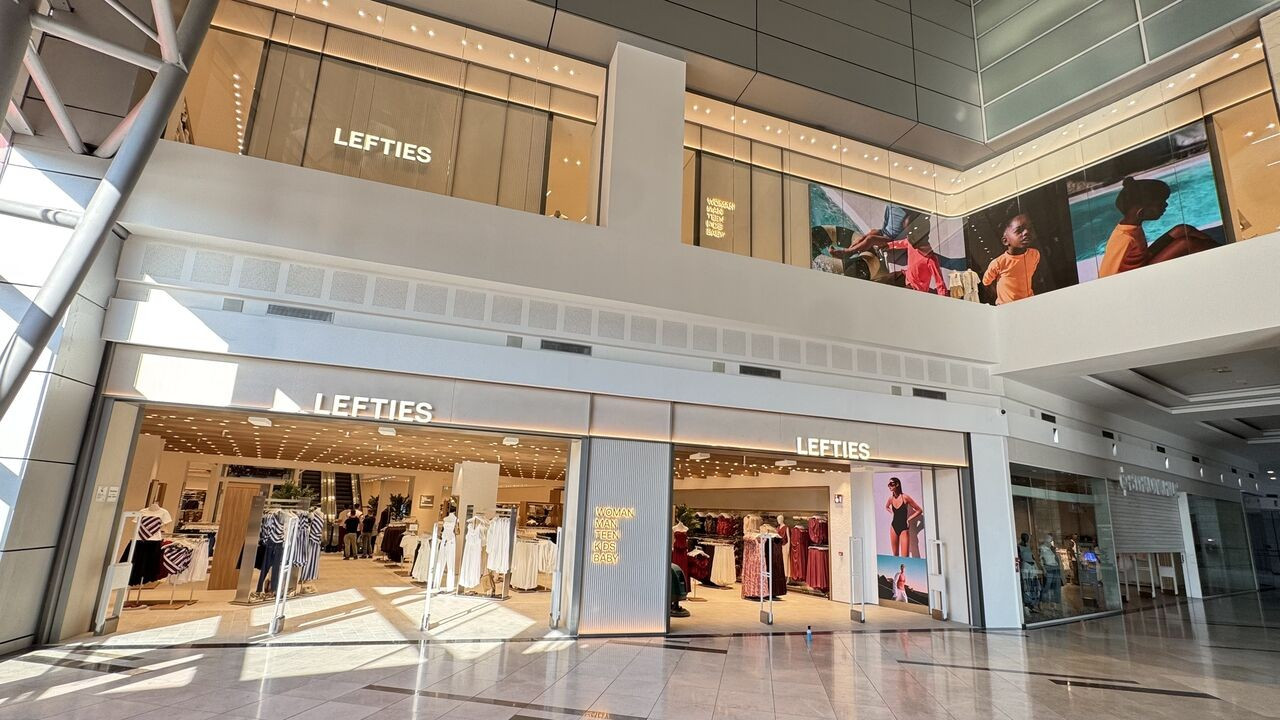 Lefties, fratele cu prețuri mici al Zara, deschide al cincilea magazin în România