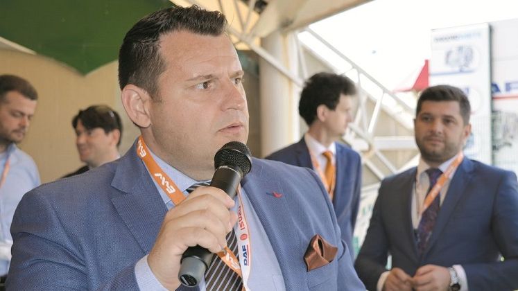 Cum vrea sa transforme Stefan Vaju, medic veterinar de profesie, o companie care vinde camioane