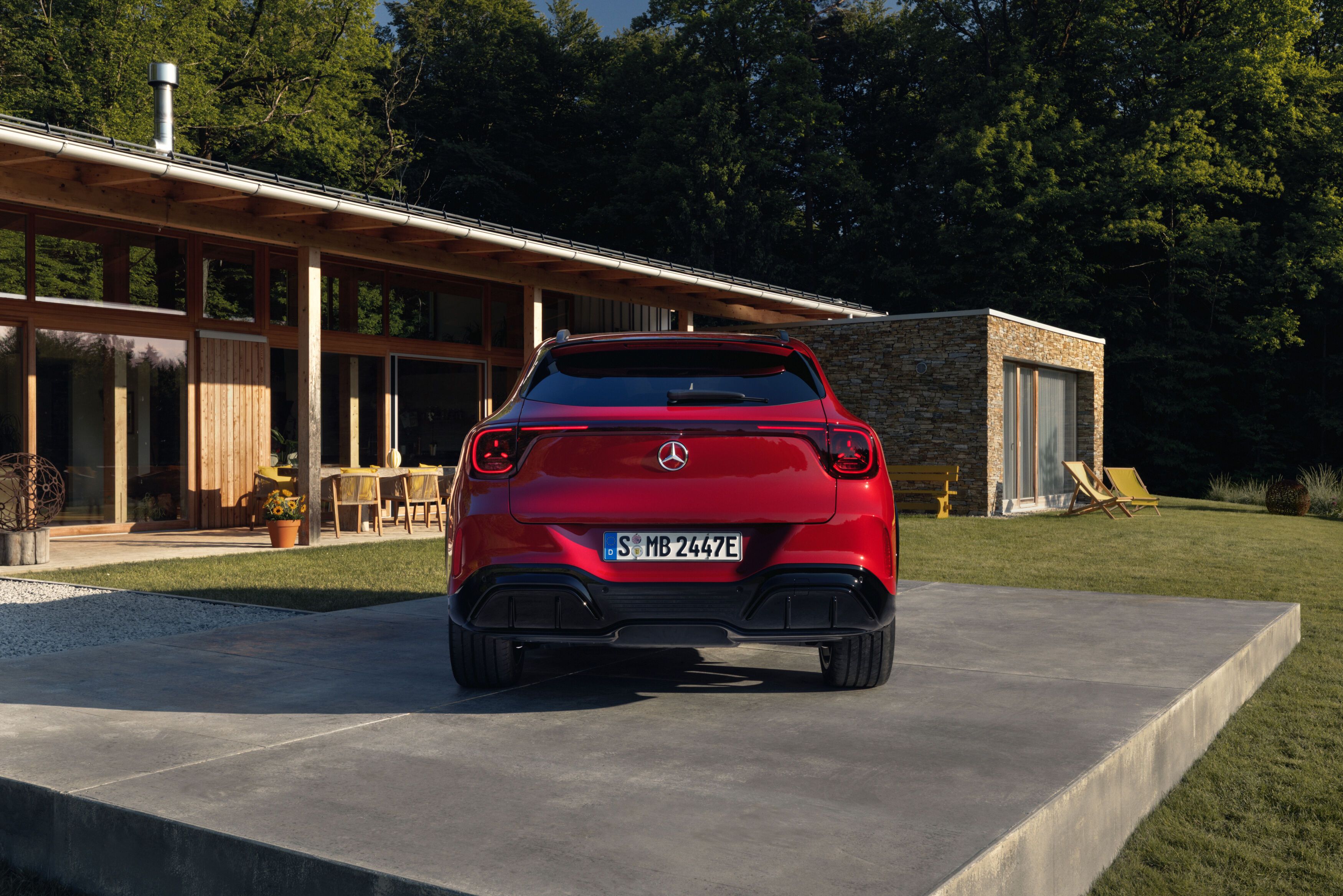 FOTO | Mercedes-Benz dezvăluie noul GLA electric. Autonomia maximă depășește 650 de kilometri - Poza 10