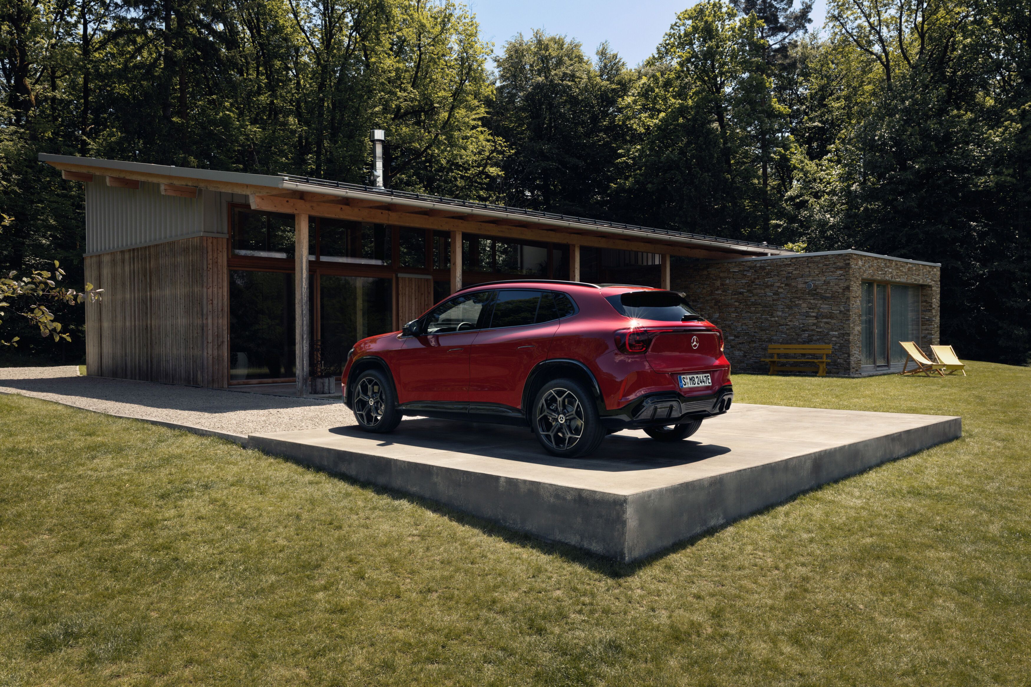 FOTO | Mercedes-Benz dezvăluie noul GLA electric. Autonomia maximă depășește 650 de kilometri - Poza 9