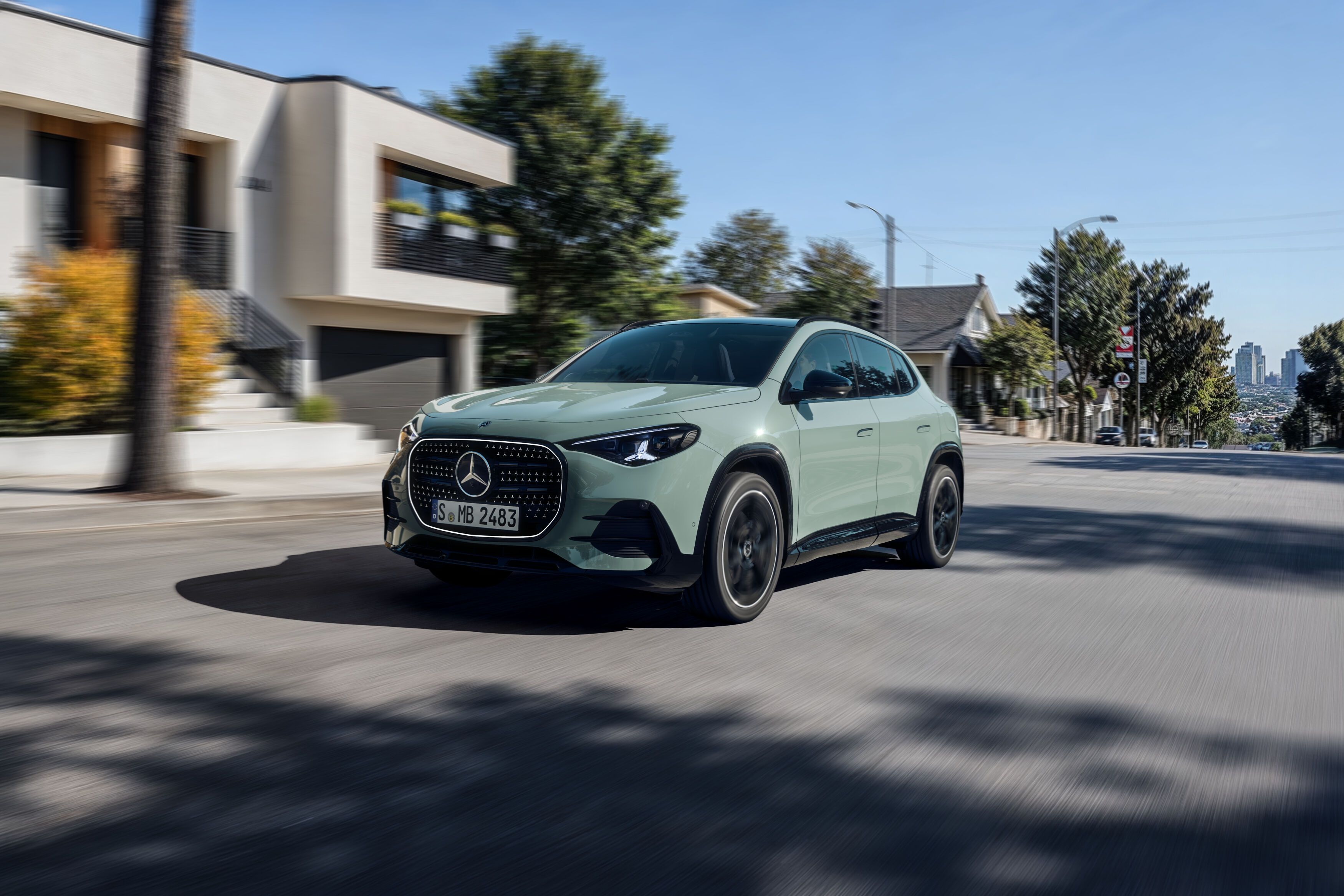 FOTO | Mercedes-Benz dezvăluie noul GLA electric. Autonomia maximă depășește 650 de kilometri - Poza 16