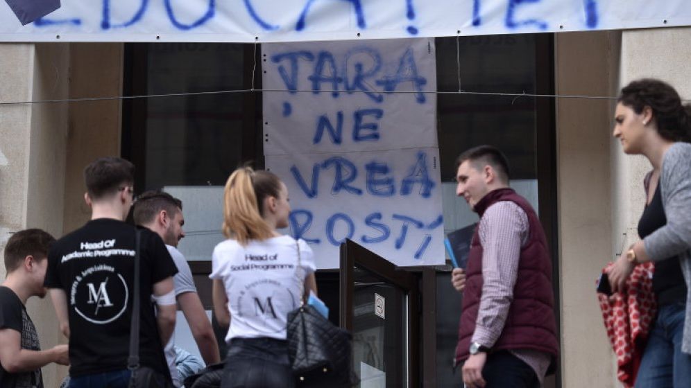 Profesorii nu renunță la GREVĂ: ultimele negocieri au eșuat