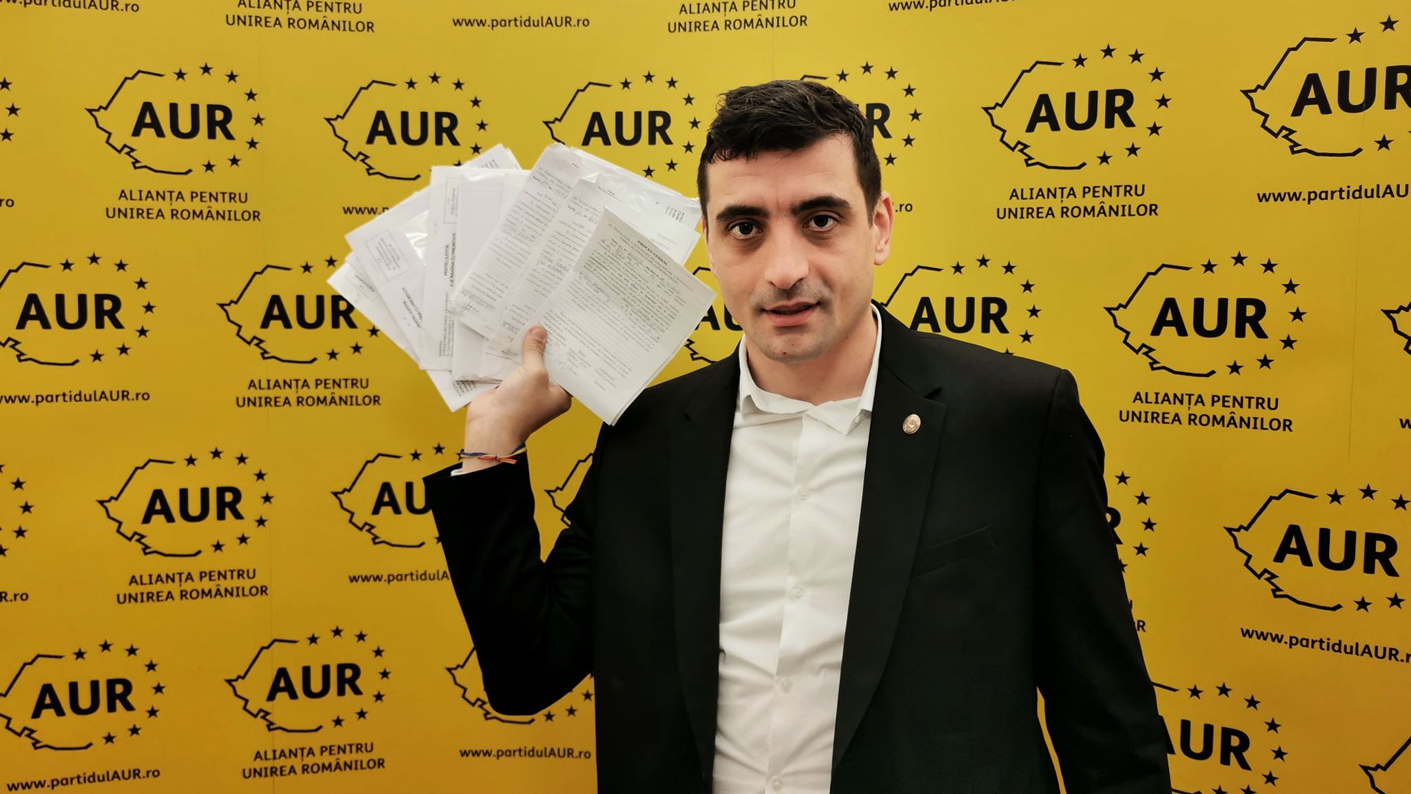 George Simion îl amenință pe Nicușor Dan cu suspendarea: Încalcă grav Constituția. Ce i-a transmis ambasadorul SUA