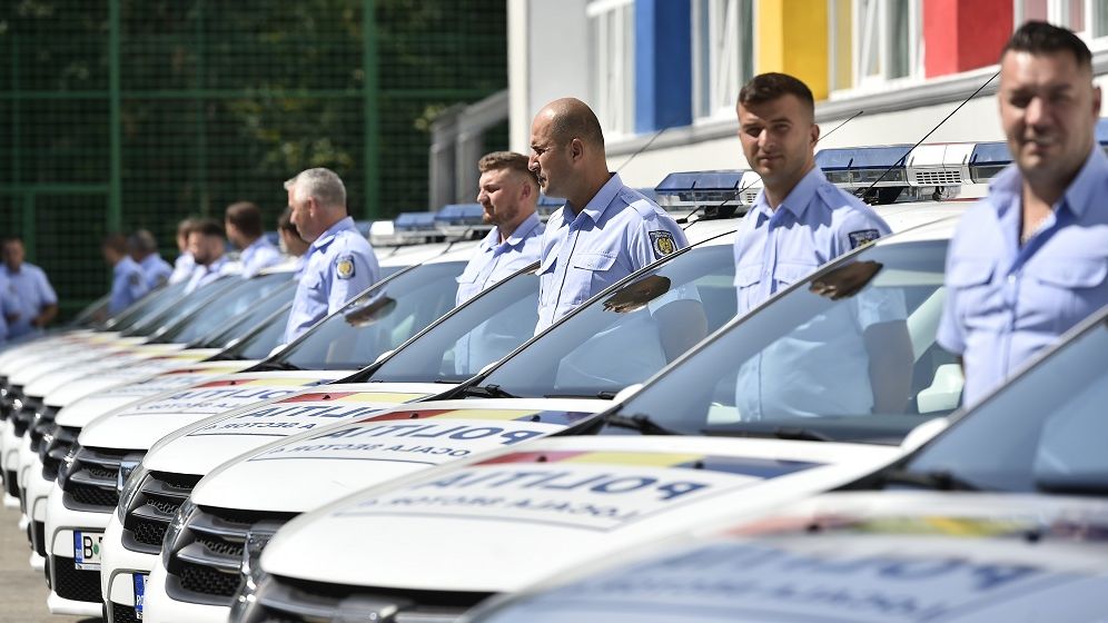 100 de polițiști concediați de la Poliția Locală Sector 6. Ciucu: „Dacă oamenii nu ştiu să scrie şi să citească, nu pot să înţeleagă legea pe care trebuie s-o aplice”