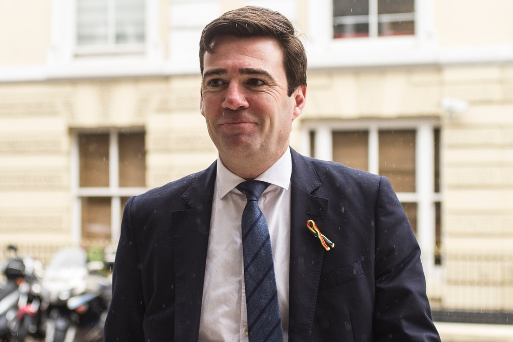 Andy Burnham este cel de-al cincilea premier al Marii Britanii din ultimii patru ani