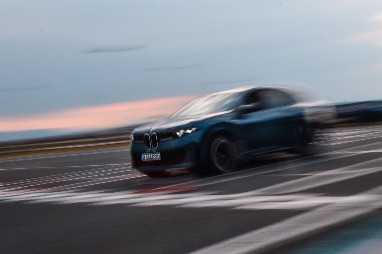 Prim contact cu BMW iX3: La volanul ‘Noii Clase’ de modele ale bavarezilor - Poza 13
