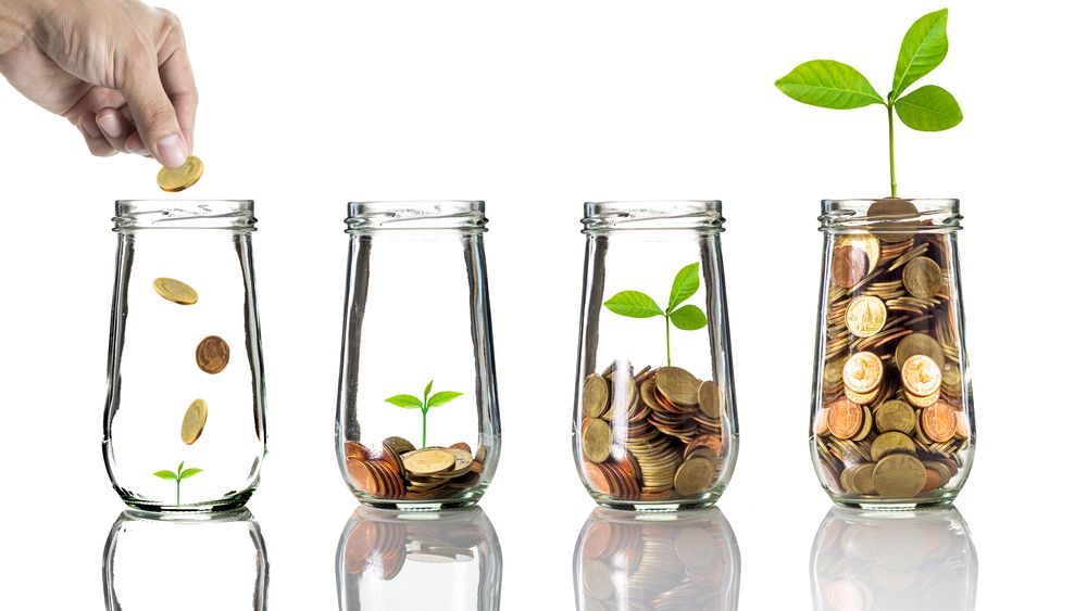 Scoala de bani: cum sa economisesti luna de luna si ce poti face atunci cand cheltuielile iti depasesc veniturile