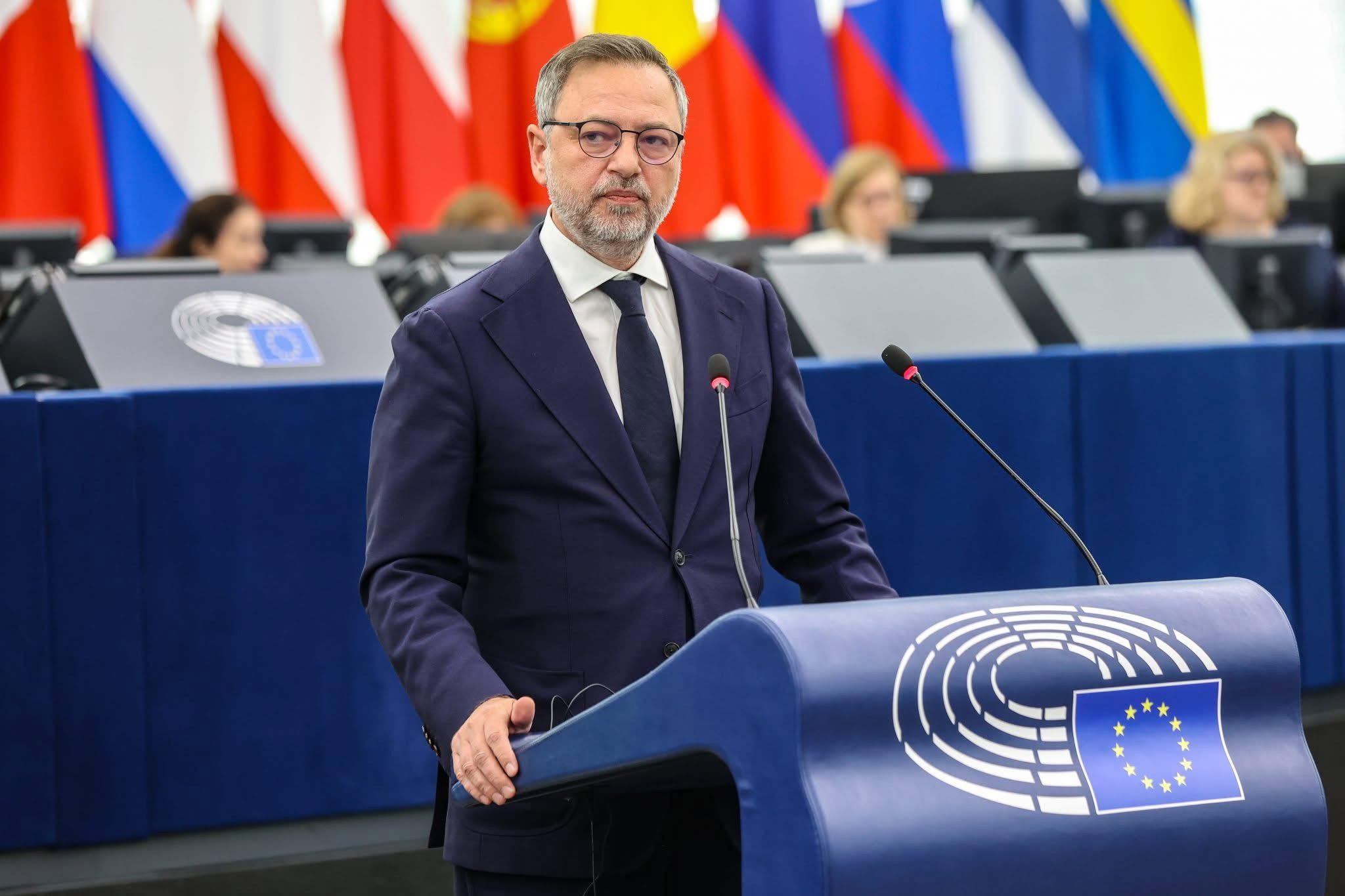 Motreanu atacă PSD la Congresul PNL: Cel mai mare pericol pentru un partid nu este pierderea alegerilor, ci pierderea identității