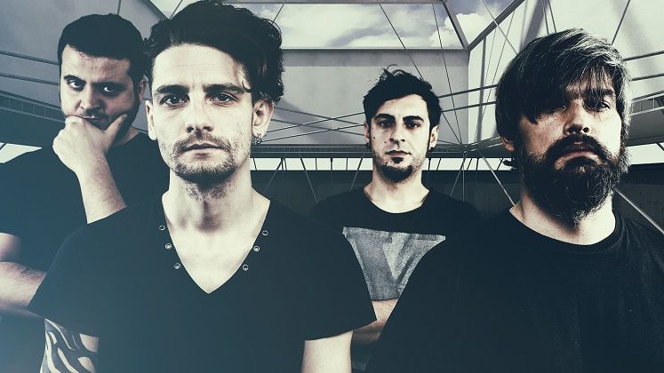 The Rock Business: Tratamentul lui Clor Mut pentru a reusi sa respiri in underground