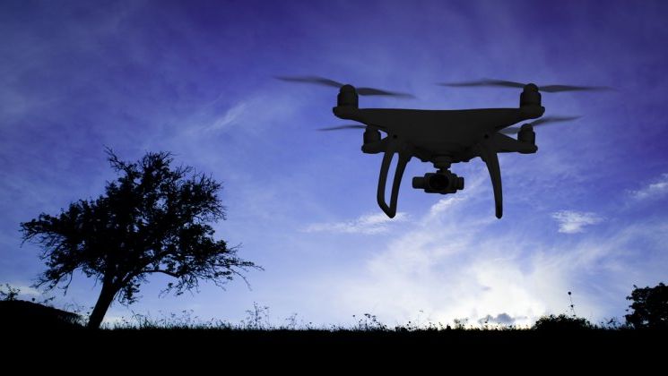 Alertă în România! Resturi de dronă cu încărcătură explozivă au fost descoperite pe un câmp din Tulcea