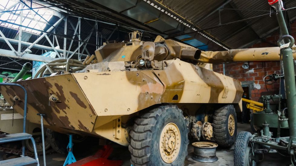 Francezii și turcii demarează livrări importante de vehicule blindate pentru Ucraina