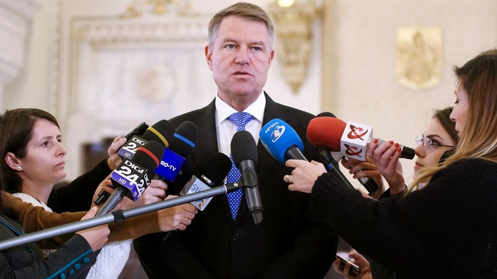 Iohannis: Toate restricţiile rămân în vigoare şi de Crăciun, şi de Anul Nou