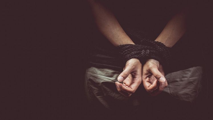 Luare de ostatici intr-o biserica din Franta: Politia se afla la fata locului si a reusit sa nuetralizeze atacatorii, un ostatic a murit