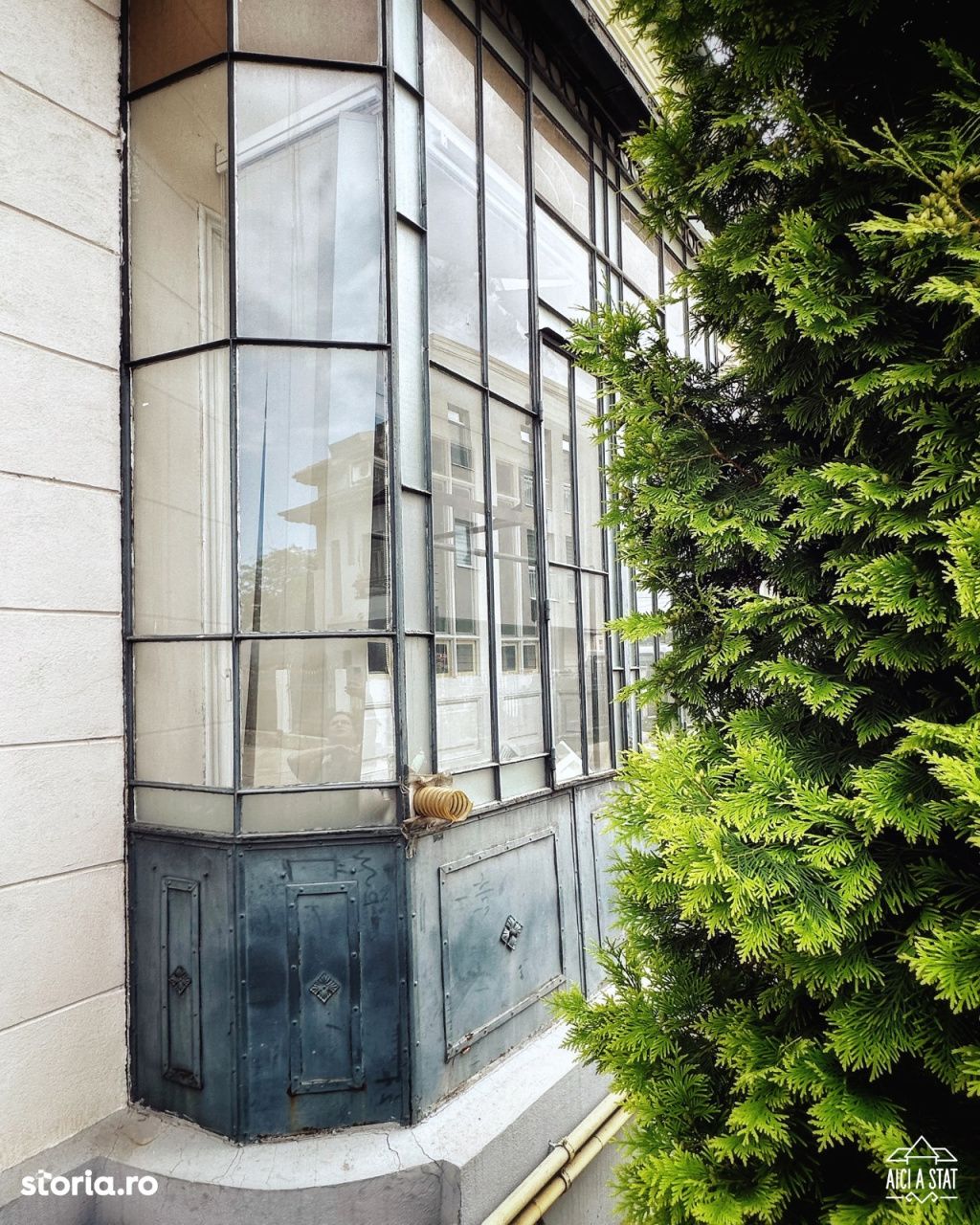 GALERIE FOTO | O nouă vilă istorică din Capitală a fost scoasă la vânzare, pentru 900.000 de e - Imagine 2