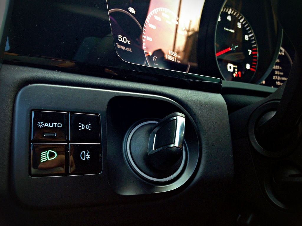 Porsche Cayenne S - Imagine 3