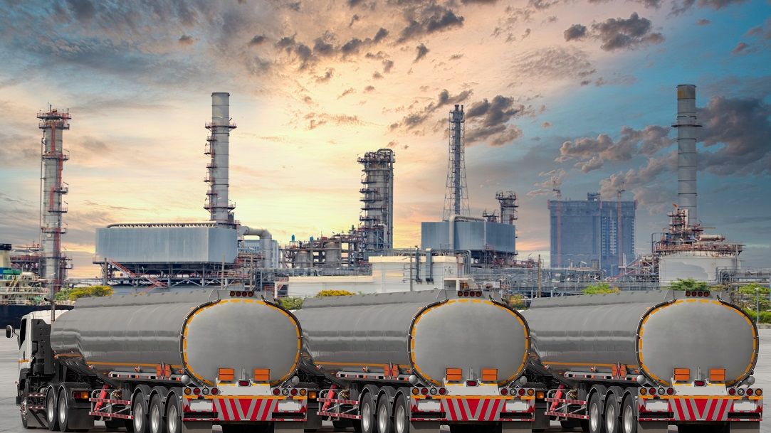 Combustibilul care propulsează economia mondială dă semne de recesiune