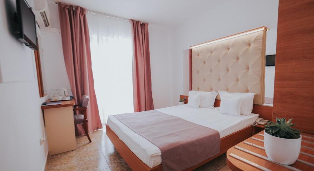 GALERIE FOTO | Paradis Hotels&Resorts a preluat hotelul Modern All Inclusive din Mamaia - Imagine 11