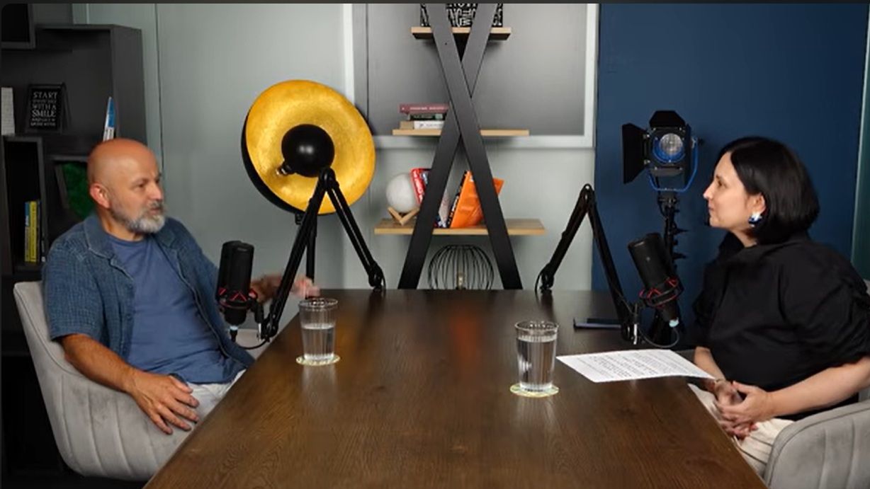 VIDEO. Inteligența artificială reduce numărul joburilor pentru juniori. Sergiu Neguț: „E mai greu să-ți găsești un prim job decât acum trei ani”