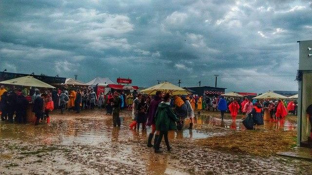 Electric Castle 2016: Festivalul in care furtuna s-a dezlantuit pe ritmuri de electronic, rock, hip-hop si reggae