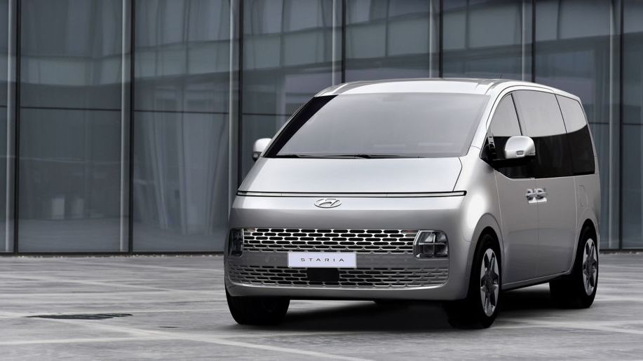 Hyundai lansează Staria, un monovolum de lux cu 11 locuri