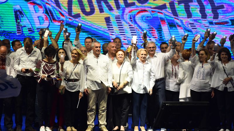 PSD se pregateste de alegeri prezidentiale. O apropiata Tel Drum a fost numita consul la Torino