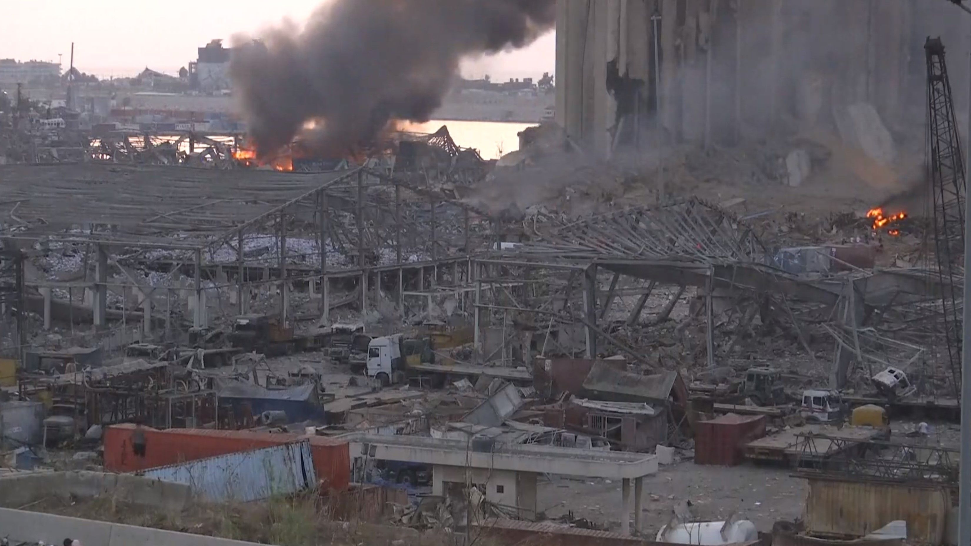 [VIDEO] Ce ar fi cauzat exploziile violente din Beirut