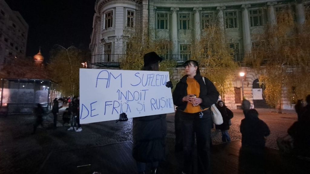 Tinerii se ridică împotriva extremismului. Cum au arătat protestele din București - Imagine 2