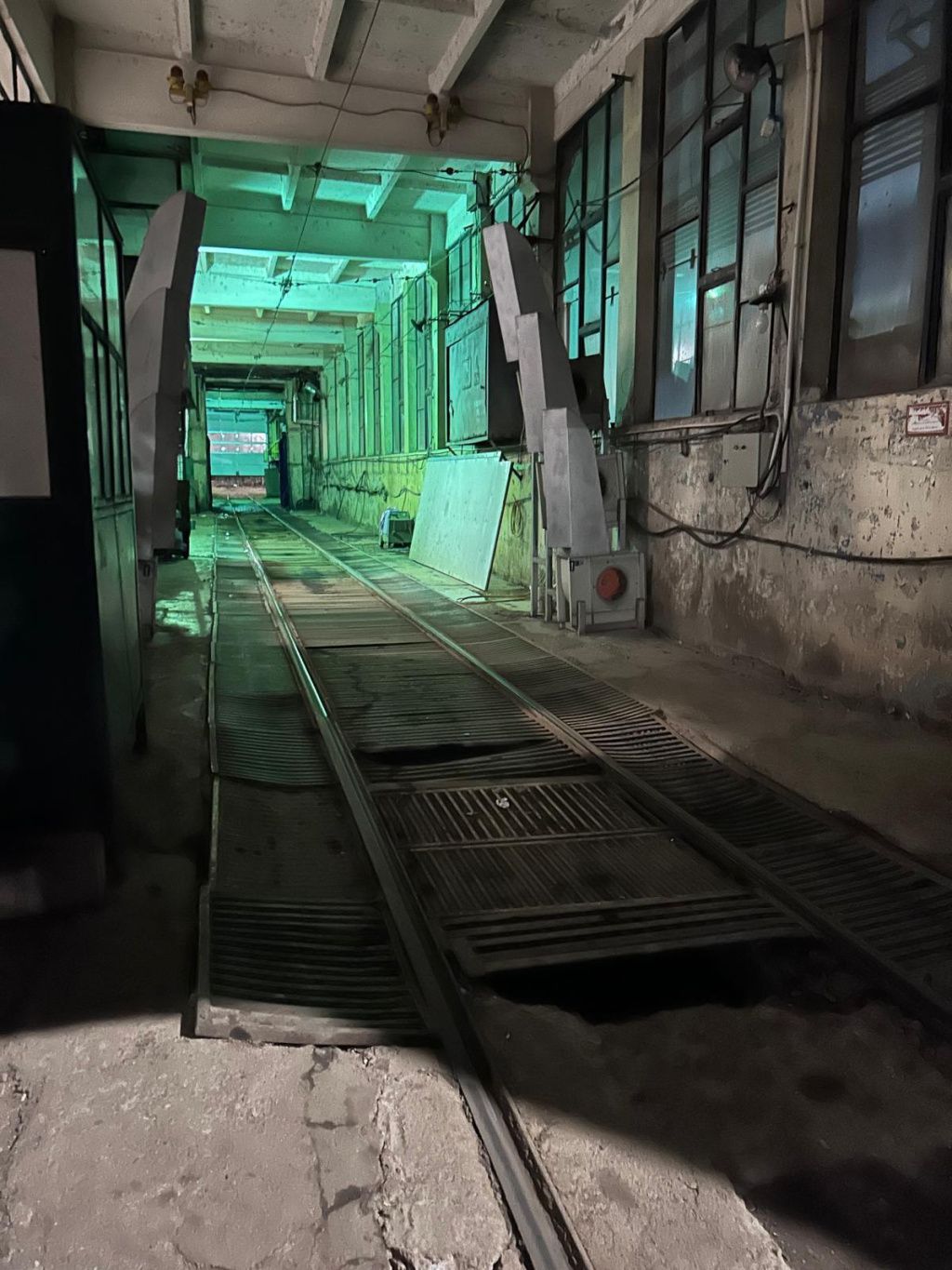 FOTO | Piedone trece la controalele pe șine: retrage zeci de tramvaie - Imagine 9