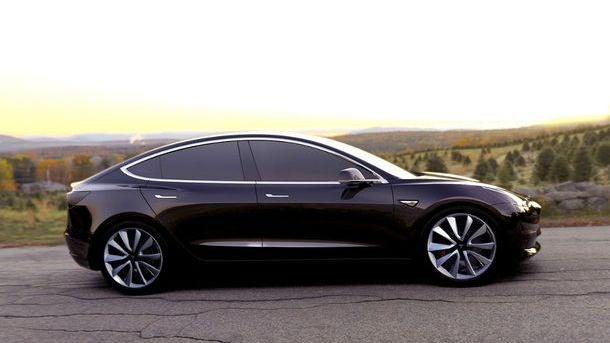 Tesla a livrat peste 100.000 de masini in 2017, dar productia lui Model 3 este inca sub asteptari: doar 1.550 de unitati furnizate in 3 luni