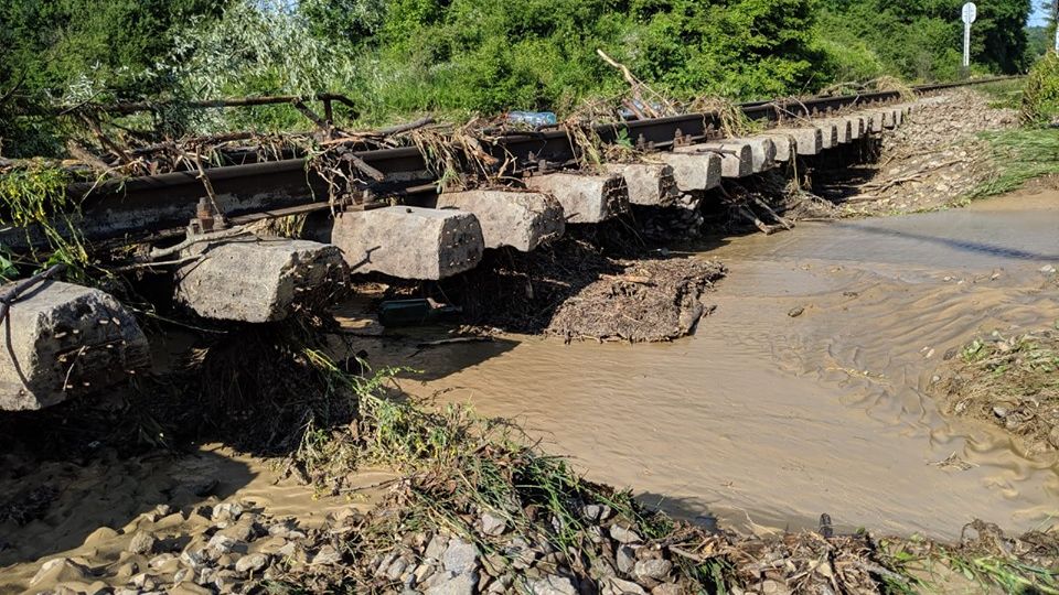 Caile ferate romane au nevoie de 59 de miliarde de lei pentru a fi din nou atractive, modernizate, cu viteza de circulatie in crestere