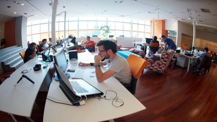 Registrul Comertului: Romanii au infiintat cu 6% mai putine firme noi in primele 11 luni