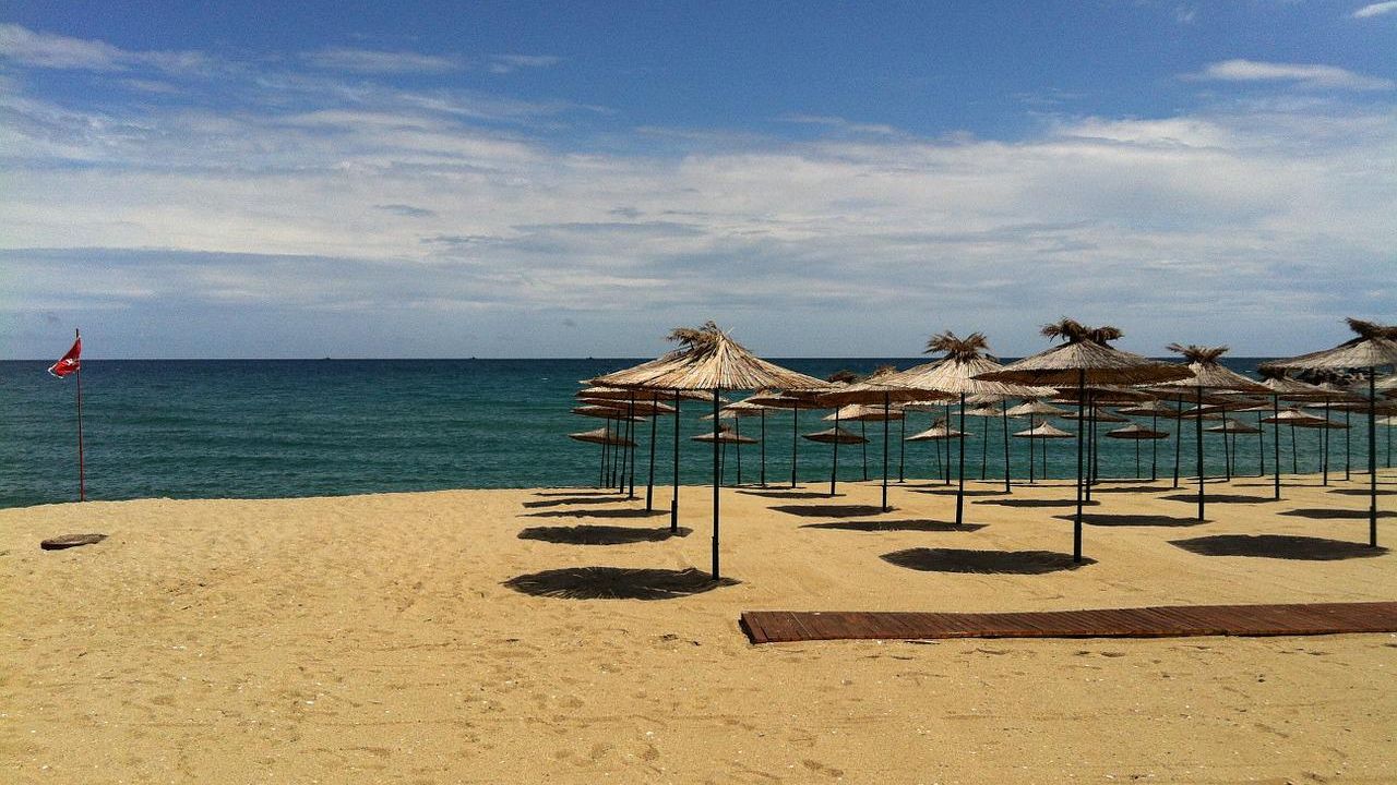 De ce aleg românii litoralul bulgăresc? Diferențe de prețuri între Bulgaria și România