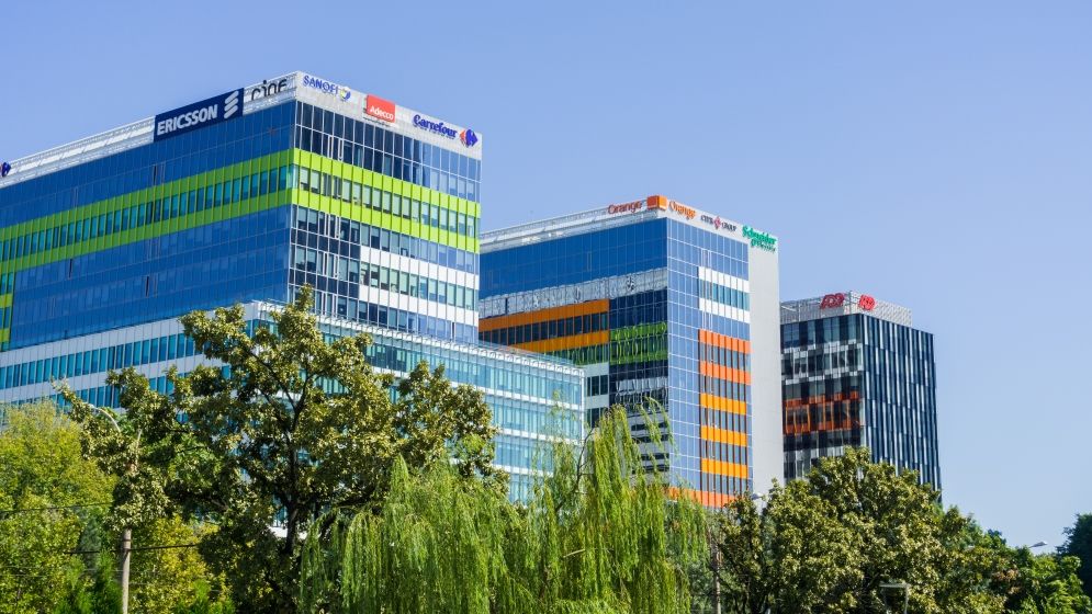 Finanțele și ANAF schimbă regulile pentru corporații: Ce se câștigă aici trebuie taxat în România