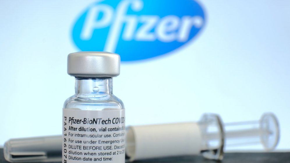 O nouă tranșă de vaccin Pfizer ajunge în țară: peste 300.000 de doze