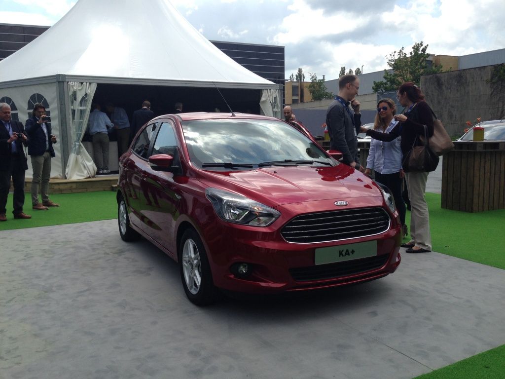 Ford KA+ - Imagine 8