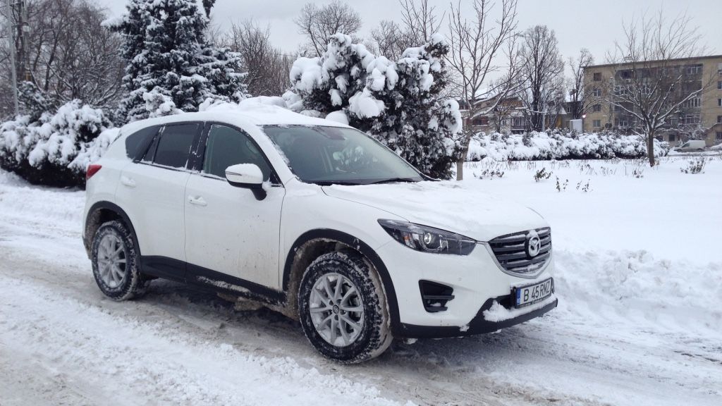 Test drive cu Mazda CX-5 Takumi. Cum se comporta un diesel japonez la - 10 grade