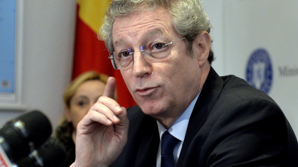 Adrian Streinu Cercel: În două luni viaţa ar putea reveni la normal. Trebuie convocat CSAT