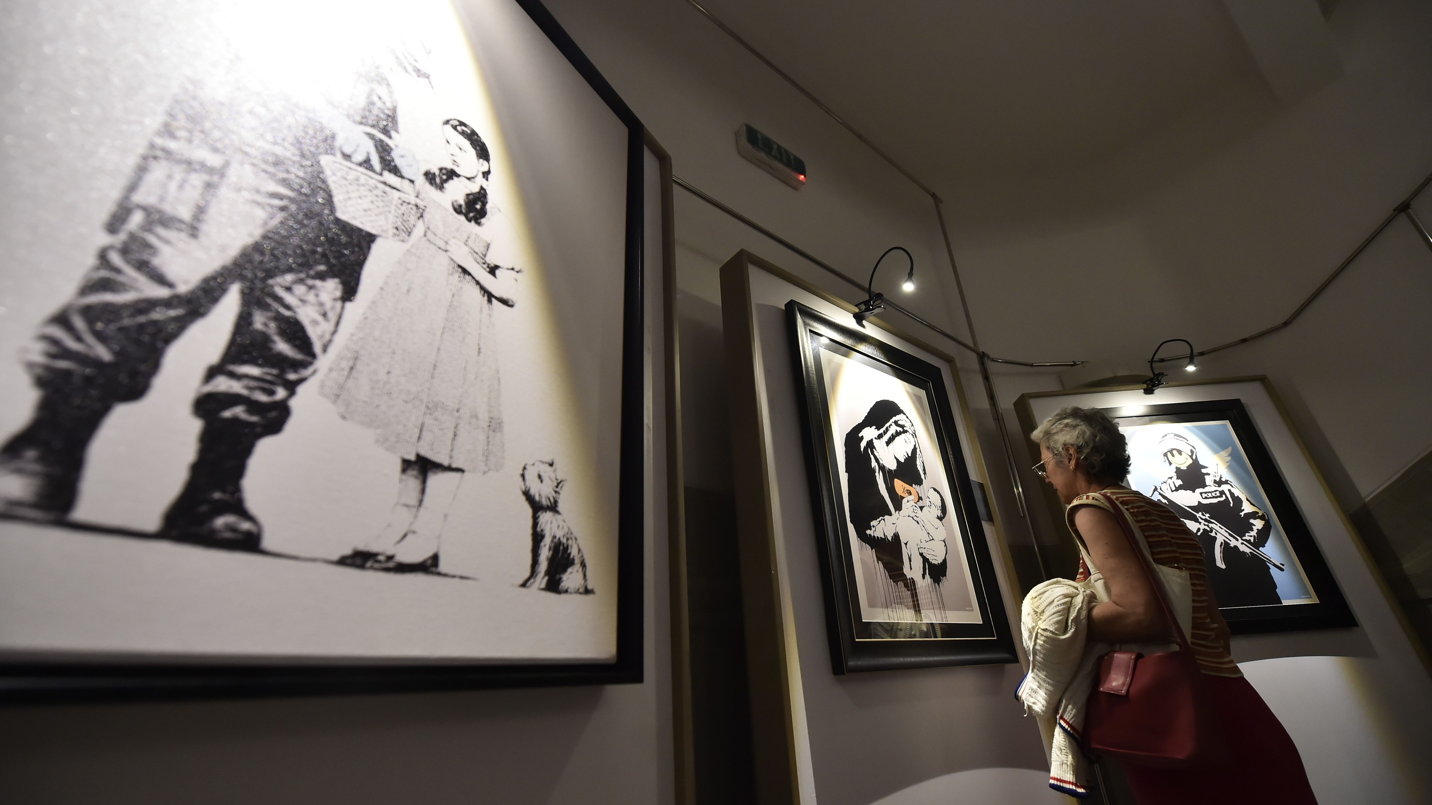 Expozitia "The Art of Banksy" de la Arcul de Triumf si sustinuta de PMB, vernisata fara acordul artistului