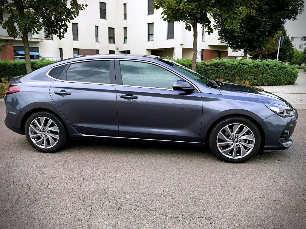 Hyundai i30 Fastback - Imagine 5