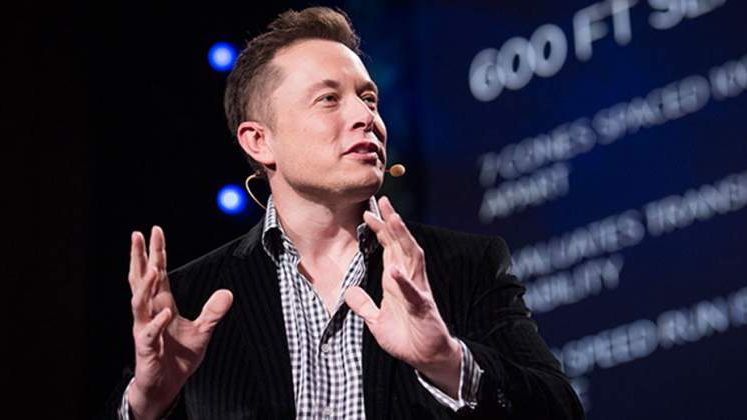 Sapte carti care i-au adus succes miliardarului Elon Musk